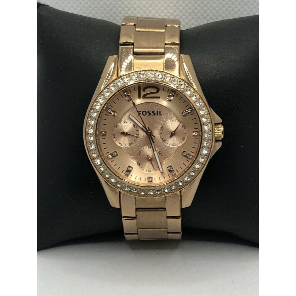 Fossil ES2811 Women Stainless Steel Analog Dial Qu